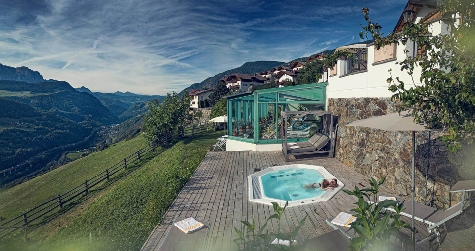 Exterior & Views 2, Berglandhotel Untertheimerhof, Bolzano