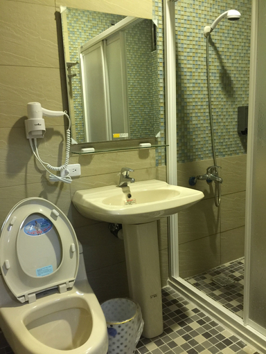 Bathroom 3, Guxiang Homestay, Hualien