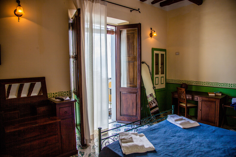 Bedroom 5, Hotel Arcangelo - Salina, Messina