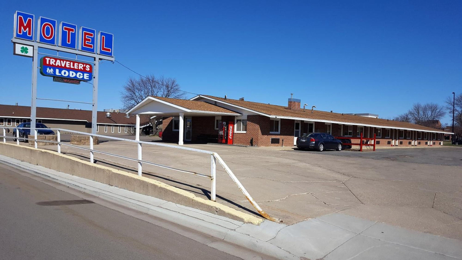 Exterior & Views 2, Travelers Lodge Motel Marshall, Lyon