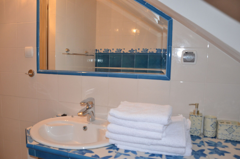 Bathroom 4, Dworek Mazurski Lizer, Węgorzewo