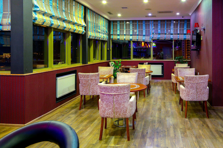 Food & Drinks 4, Central Park Hotel, Baku