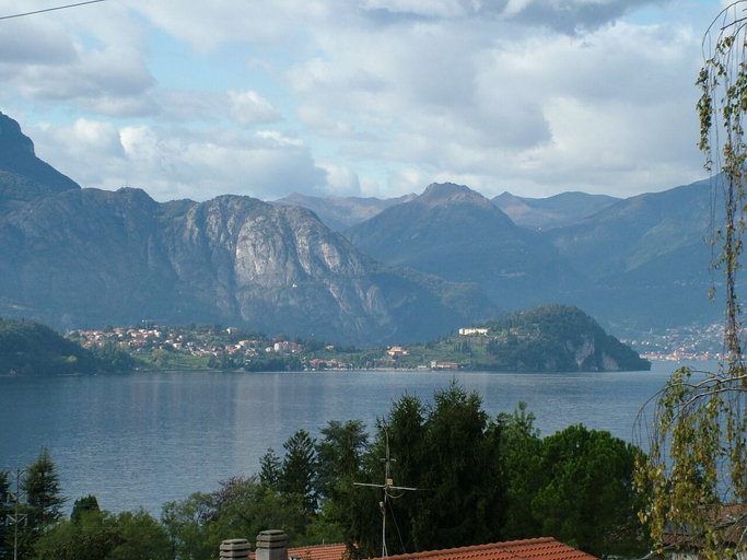 Others 4, B&B Sibi, Lecco