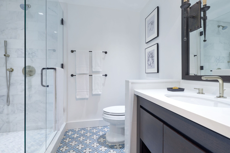 Bathroom 5, Ojai Valley Inn, Ventura