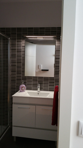 Bathroom 4, Apartments Oporto Palace, Porto