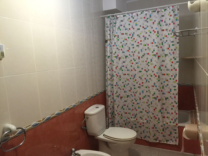 Bathroom 3, Pensión Restaurante Chiki, Castellón