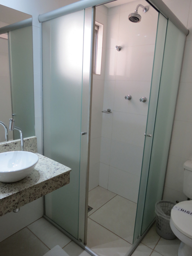 Bathroom 4, Hotel Pousada Ourinhos, Ourinhos