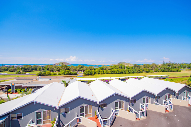 Exterior & Views 2, The Observatory Holiday Apartments, Coffs Harbour - Pt A