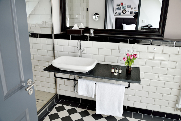 Bathroom 5, Syte Boutique Hotel Mannheim, Mannheim