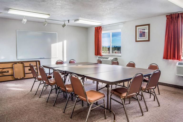 Business Facilities 29