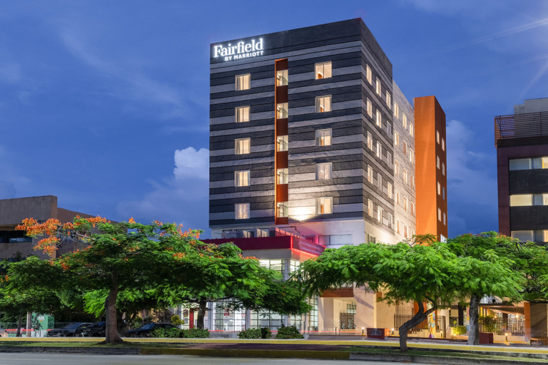 Exterior & Views 2, Fairfield Inn & Suites by Marriott Cancun Downtown, Benito Juárez