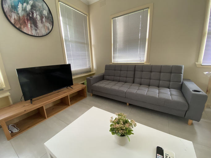 Others 3, Mitcham train station 2 bedrooms unit, Whitehorse - Nunawading E.