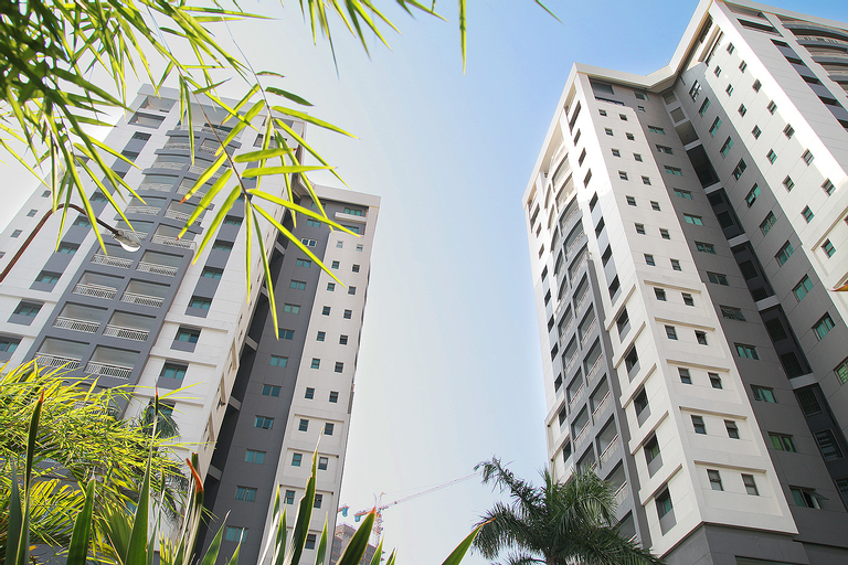 Exterior & Views 2, Apartemen Puncak Marina Surabaya, Surabaya