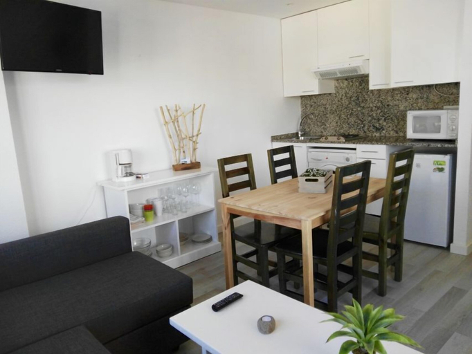 Others 4, Vista Roses Mar - Apartamento con piscina, Girona