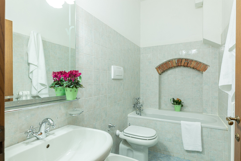 Bathroom 3, Tenuta La Pieve Casale La Valle, Arezzo