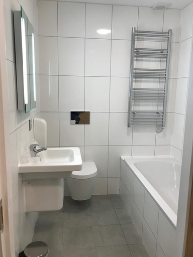Bathroom 4, The Portland Hotel, Northumberland