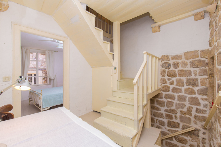Others 5, House Peti, Dubrovnik