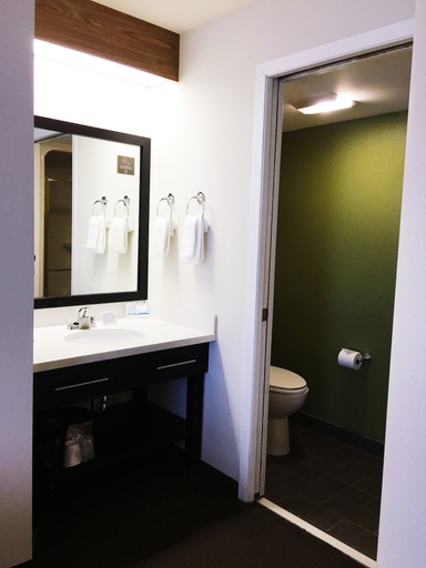 Bathroom 5, Sleep Inn - SeaTac Airport, SeaTac