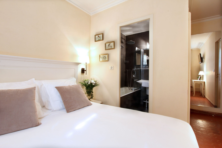 Bedroom 3, Les Quatre Dauphins, Bouches-du-Rhône