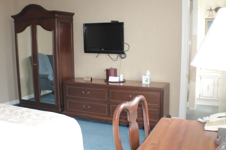 Bedroom 3, Waynebrook Inn, Est 1865, Chester
