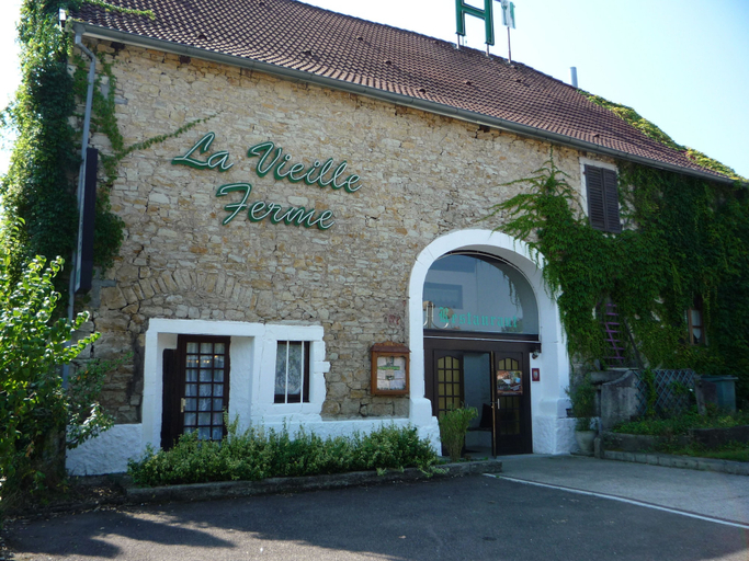Exterior & Views 2, Hotel restaurant la vieille ferme, Doubs
