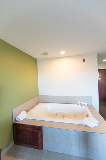 Bathroom 5, Sleep Inn & Suites Pleasant Hill - Des Moines, Polk