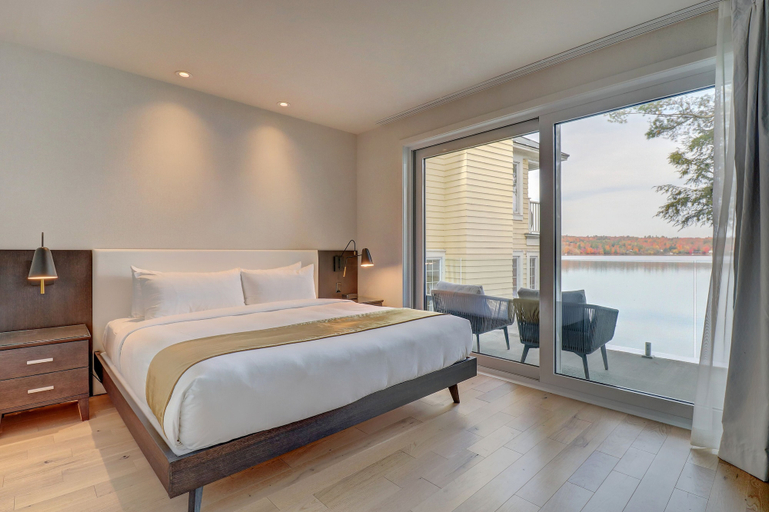 Bedroom 3, Ripplecove Hotel & Spa, Memphrémagog