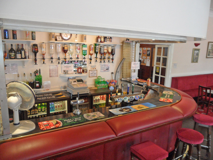 Food & Drinks 5, Medehamstede Hotel, Isle of Wight