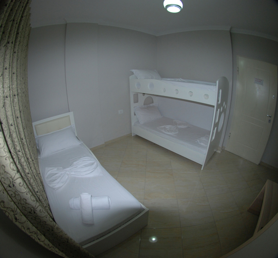 Bedroom 3, Hotel Divers, Vlorës