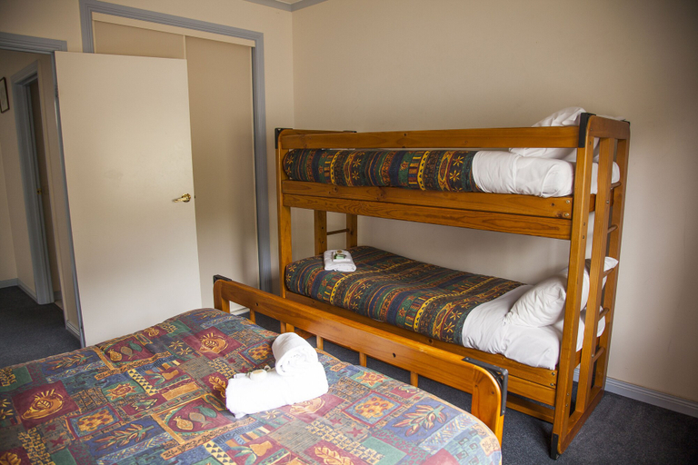 Bedroom 2, Cherry Lane Apartments, Alpine - East