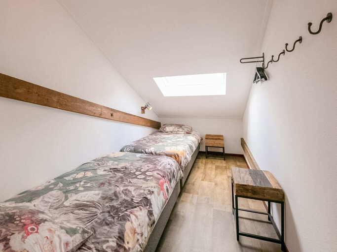 Bedroom 2, Snug Holiday Home in Den Oever near Sea Beach, Wieringen