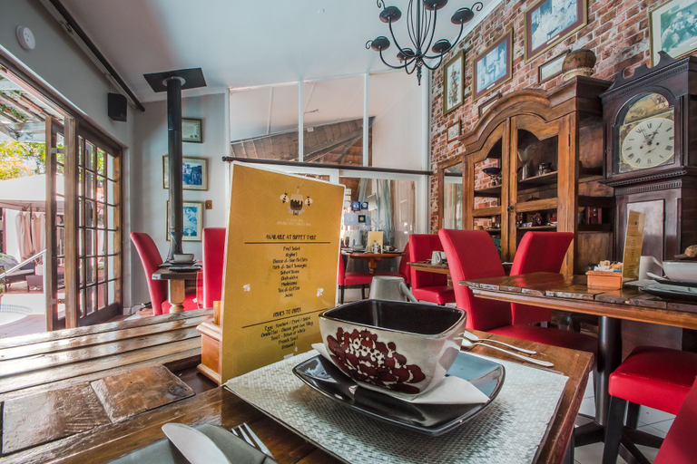 Food & Drinks 5, HoneyPot Guesthouse, eThekwini
