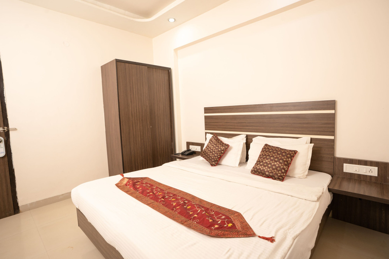 Bedroom 3, Compact Tea Square, Bangalore