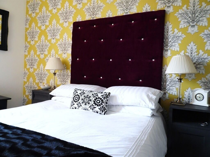 Bedroom 2, The Linton Hotel, East Lothian