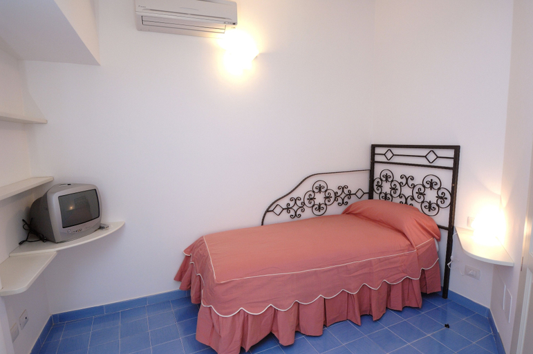 Bedroom 4, Aurora Residence, Salerno