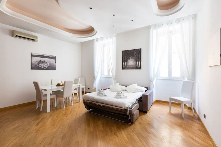 Others 2, The Colosseum Suite, Rome