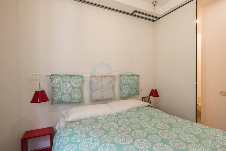 Bedroom 3, Cozy Entire Apt Close To Piazza Trilussa, Rome