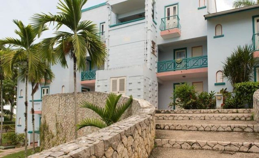Exterior & Views 2, Point Village Studios and Suites