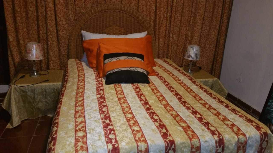 Bedroom, Los Olivos, Pedro Brand