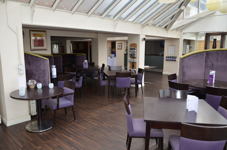 Food & Drinks 5, Mercure Hatfield Oak, Hertfordshire