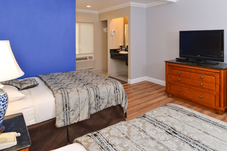 Bedroom 6