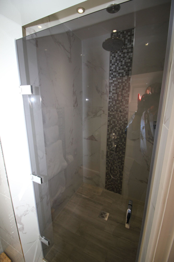 Bathroom 4, The Dower House Hotel, Devon