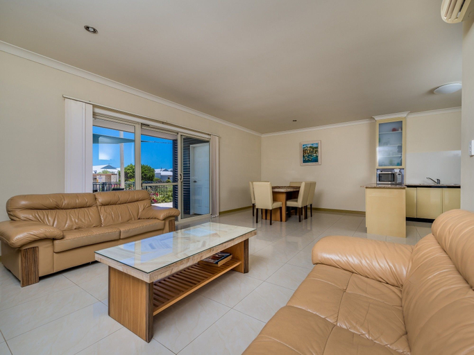 Others 3, Seafront Unit 50, Dandaragan