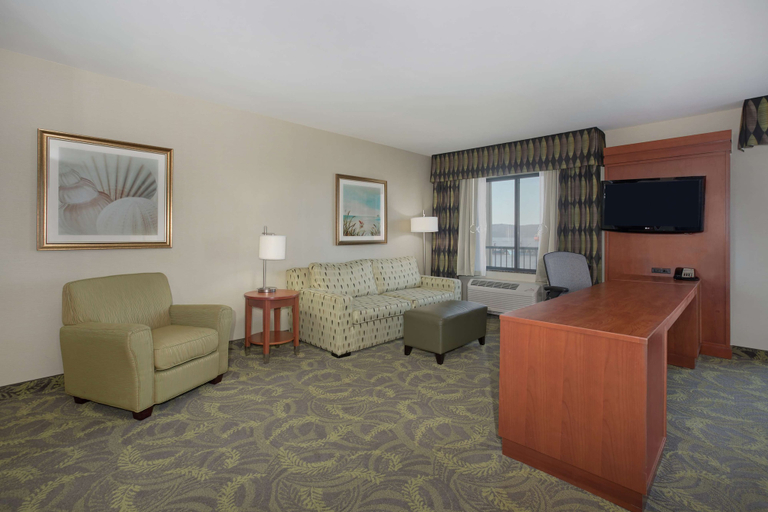 Others 4, Hampton Inn and Suites Astoria, Clatsop