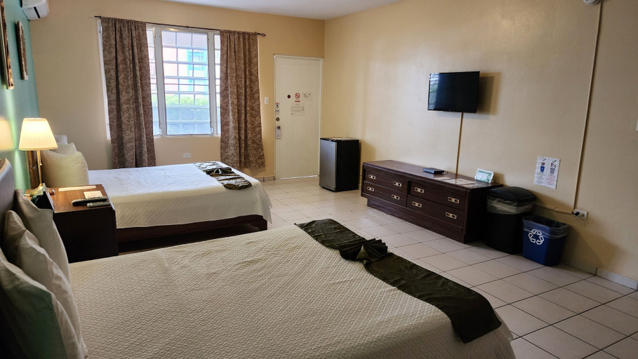 Bedroom 3, Combate Beach Resort