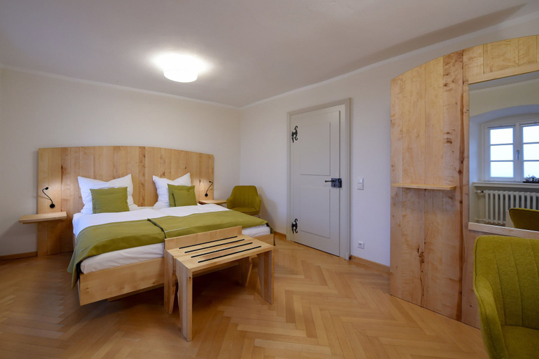 Bedroom 4, Tagungskloster Frauenberg, Fulda