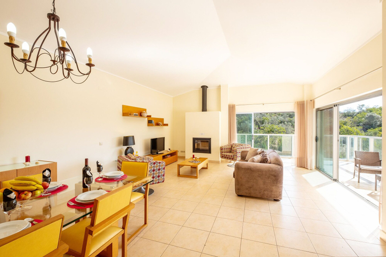 Others 5, Villa Los Roques, Albufeira