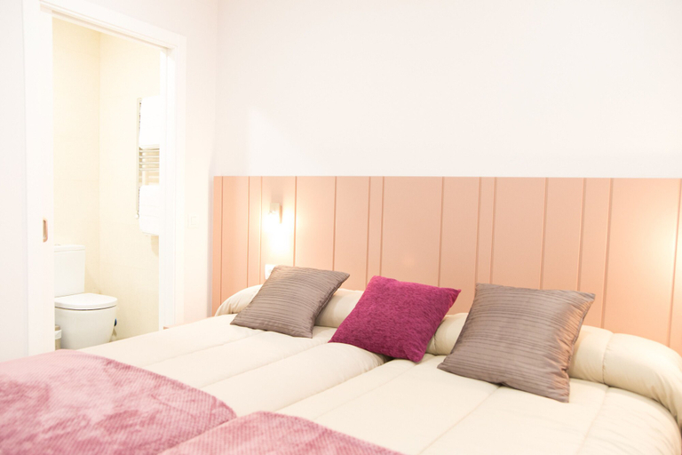 Bedroom 3, Linares Rooms Santiago, A Coruña