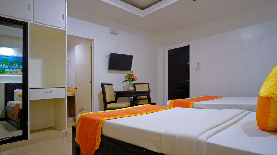 Bedroom 4, Boracay Holiday Resort, Malay