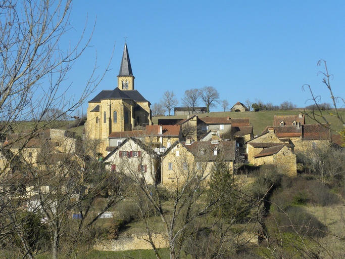 Exterior & Views 2, Hotel la Bastie d Urfe, Aveyron